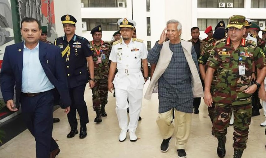 প্রথমবারের মতো সেনাসদরে প্রধান উপদেষ্টা ড. ইউনূস